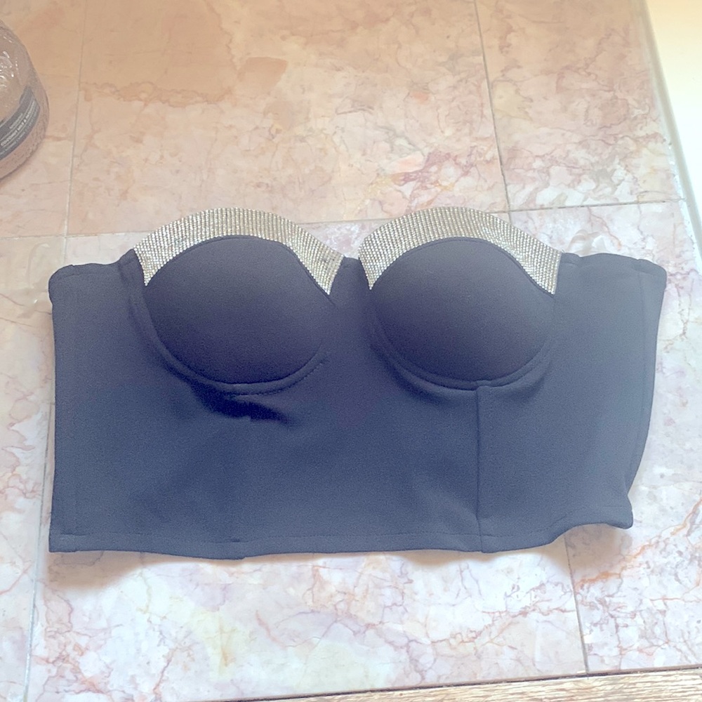 Charlotte Russe size XS crop top w gems
